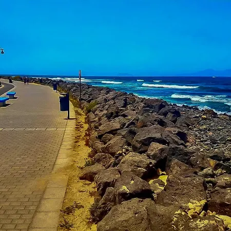 Maia Ocean דירה